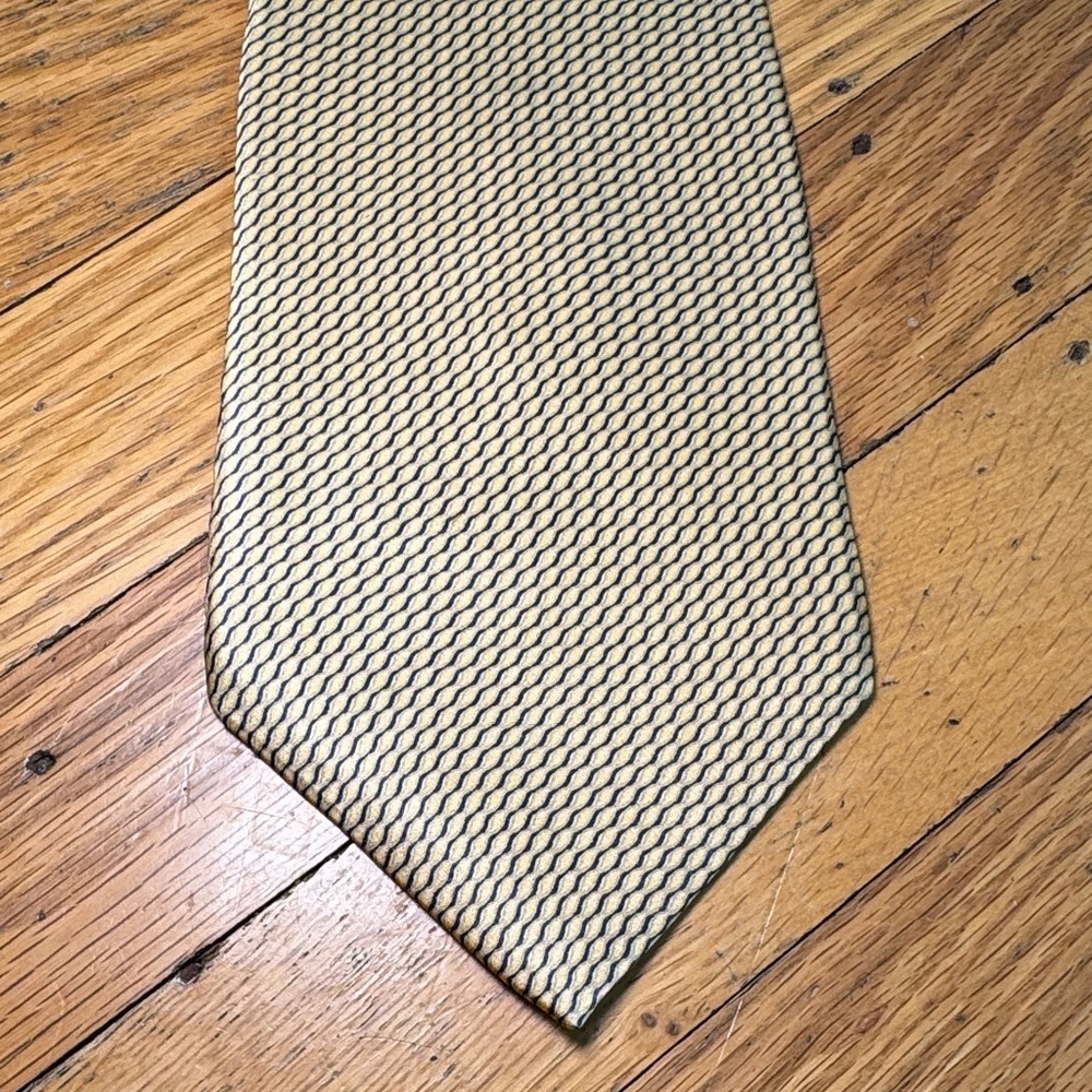 Graham & Lockwood Tan and Black Patterned Tie
